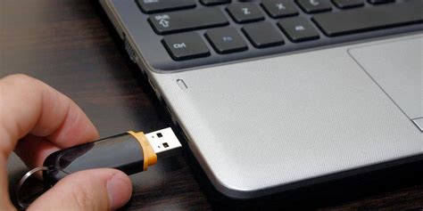 Включение USB на iPhone: для чего это нужно?