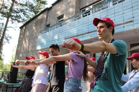 Добавление в друзья и встречи с новыми людьми