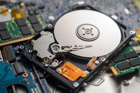 Зачем поставить SSD в качестве основного диска?