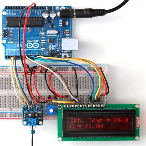 Написание и загрузка кода на Arduino Uno