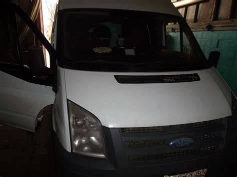 Настройка часов в автомобиле Ford Transit 2007