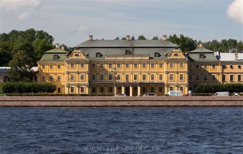 Полезные советы для посещения Меншиковского дворца