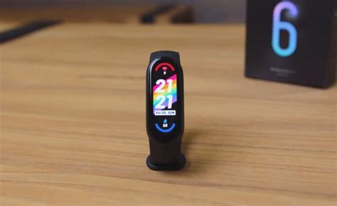 Свяжите Mi Band 5 с музыкальным приложением