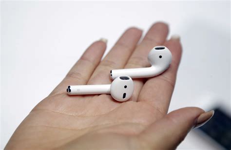 Синхронизация AirPods с помощью других Apple-устройств